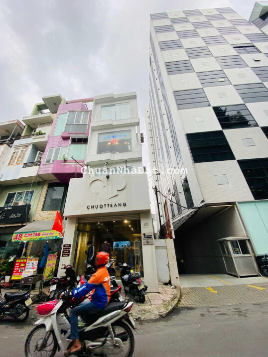 Nhà góc 2 mặt tiền Phố thời trang Nguyễn Trãi, P Nguyễn Cư Trinh, Q1, giá 28 tỷ, DT 4,1X17m2