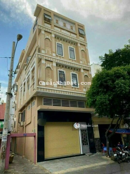 Hàng kín bán nhà mặt tiền Lý Tự Trọng - DT: 4.2x18m - 3 lầu - HĐT: 80 triệu/tháng giá: 25 tỷ