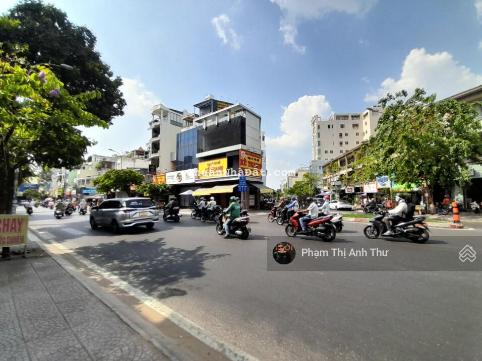 Thang máy! Mặt tiền sầm uất Đinh Tiên Hoàng - Q1 (4.1x22m) 5 tầng. HĐT 75tr/th. 30 tỷ. 0906871860