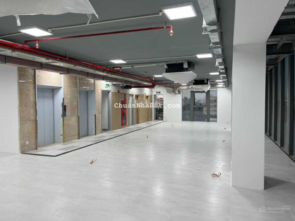 Bán nhà mặt tiền kinh doanh Tô Hiến Thành, Quận 10, hầm 6 tầng giá tốt