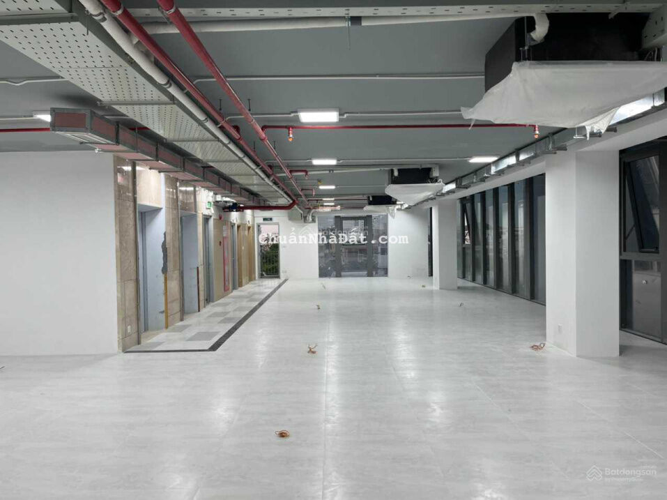 Bán nhà mặt tiền kinh doanh Tô Hiến Thành, Quận 10, hầm 6 tầng giá tốt