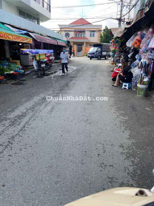 Bán nhà (5x25) MT Hiệp Thành 6 giá 5.6 tỷ P. Hiệp Thành, Q12 ( sát Gò Vấp)