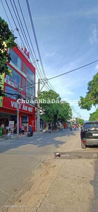 Bán toà nhà mặt tiền ngay Lê Văn Khương, giáp Gò Vấp. DT 10x23m, CN 224m, 4tấm ĐCT 77tr, giá 23.5tỷ Bán toà nhà mặt tiền ngay Lê Văn Khương, giáp Gò Vấp. DT 10x23m, CN 224m, 4tấm ĐCT 77tr, giá 23.5tỷ