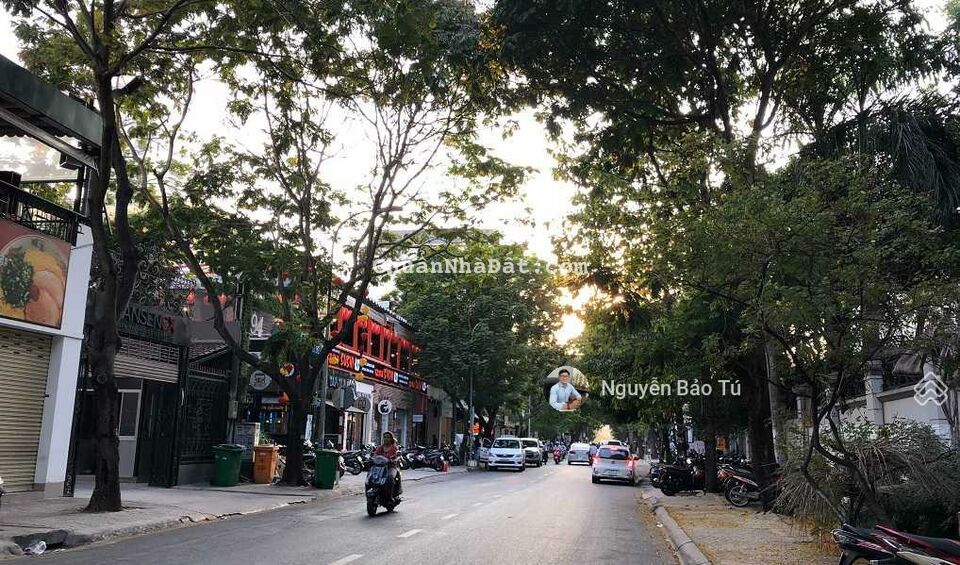 Bán gấp nhà góc 2MT Xuân Thủy, P Thảo Điền, Q2, DT (250m2) 13x20m, HĐT 130tr/th, giá 35 tỷ TL