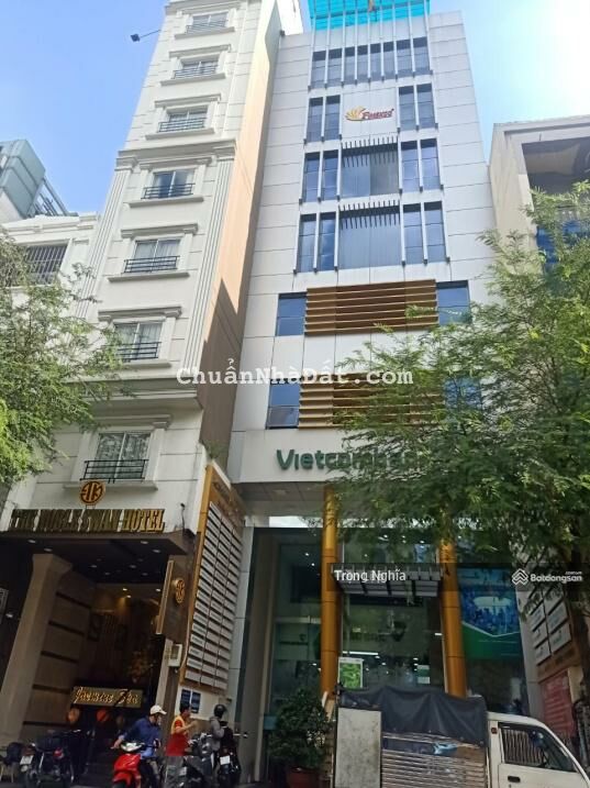 Hoa hậu phân khúc 50 tỷ! Nhà 4 lầu mặt tiền Nguyễn Đình Chiểu, P4-Q3. DT 5,3x22,8m. Giá 50 tỷ TL