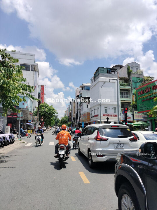 Hoa hậu phân khúc 50 tỷ! Nhà 4 lầu mặt tiền Nguyễn Đình Chiểu, P4-Q3. DT 5,3x22,8m. Giá 50 tỷ TL