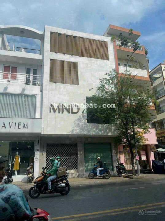 Bán nhà góc 2MT Võ Văn Tần, P. 5, Q. 3 DT 7.5x13m, giá 50 tỷ. 0903 129 848