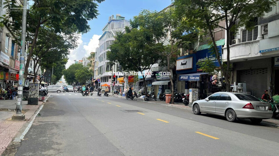 Mặt tiền đường Võ Văn Tần, 537m2 sàn, 8 tầng, có HĐ thuê 90 tr/th, giá 35 tỷ Mặt tiền đường Võ Văn Tần, 537m2 sàn, 8 tầng, có HĐ thuê 90 tr/th, giá 35 tỷ