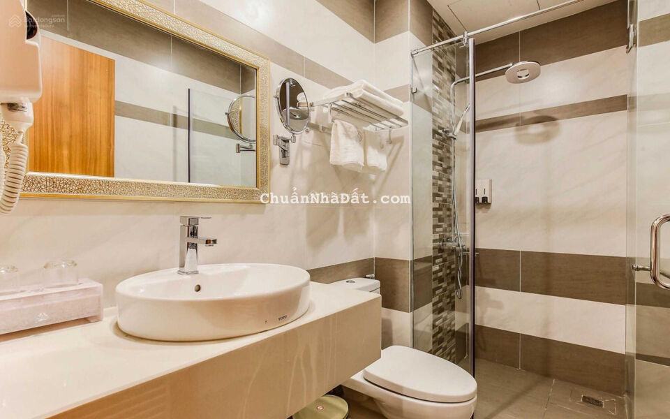 Bán nhà đường Nguyễn Trãi - Quận 5, DT 6x22m, hầm 7 tầng, giá 34 tỷ