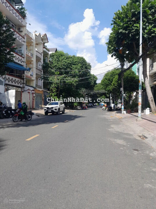 Nhà cực phẩm! Ngang 4,3m - dài 23m MT đường 22 P11 Q6 (Cạnh Metro) gồm 8PN, lửng + 4 tầng