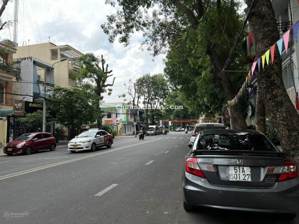 Chính chủ bán nhà MT đường số 65 Tân Quy Đông, Q7. DT 6x20m, SHR, giá 25,5 tỷ, bán lỗ 5 tỷ Chính chủ bán nhà MT đường số 65 Tân Quy Đông, Q7. DT 6x20m, SHR, giá 25,5 tỷ, bán lỗ 5 tỷ