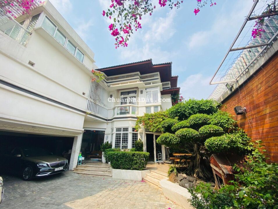 Bán biệt thự 15x35m, 3tầng giá 65tỷ mặt tiền 793 Trần Xuân Soạn - Kiều Đàm - Him Lam p. Tân Hưng Q7