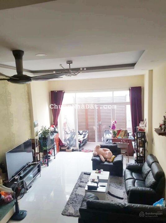 Nhà MT kinh doanh đường nhựa 10m, 4 tầng DT 4.5m11.4m, ngay đường 45 Tân Quy, Quận 7 Nhà MT kinh doanh đường nhựa 10m, 4 tầng DT 4.5m11.4m, ngay đường 45 Tân Quy, Quận 7