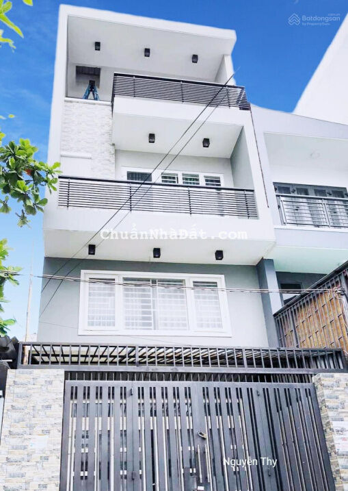 Nhà mặt tiền đường rộng 8m, 67m² 4 tầng 4 phòng ngủ, Bình Thuận Quận 7, giao Lâm Văn Bền Nhà mặt tiền đường rộng 8m, 67m² 4 tầng 4 phòng ngủ, Bình Thuận Quận 7, giao Lâm Văn Bền