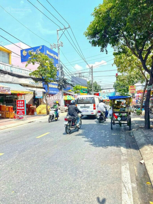 Vị trí đắc địa, nhà cấp 4 mặt tiền KDMB lÊ Văn Lương, P. Tân Hưng, Quận 7