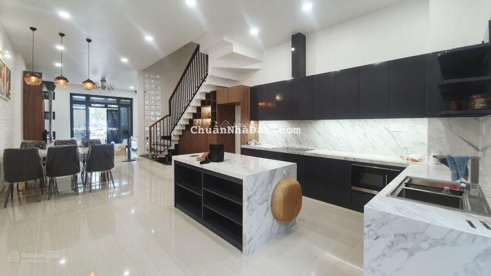 Nhà hiện đại đẹp hướng Tây Phường Tân Phong 5x18m 4T - 17tỷ thương lượng - khu dân cư an ninh 24/24