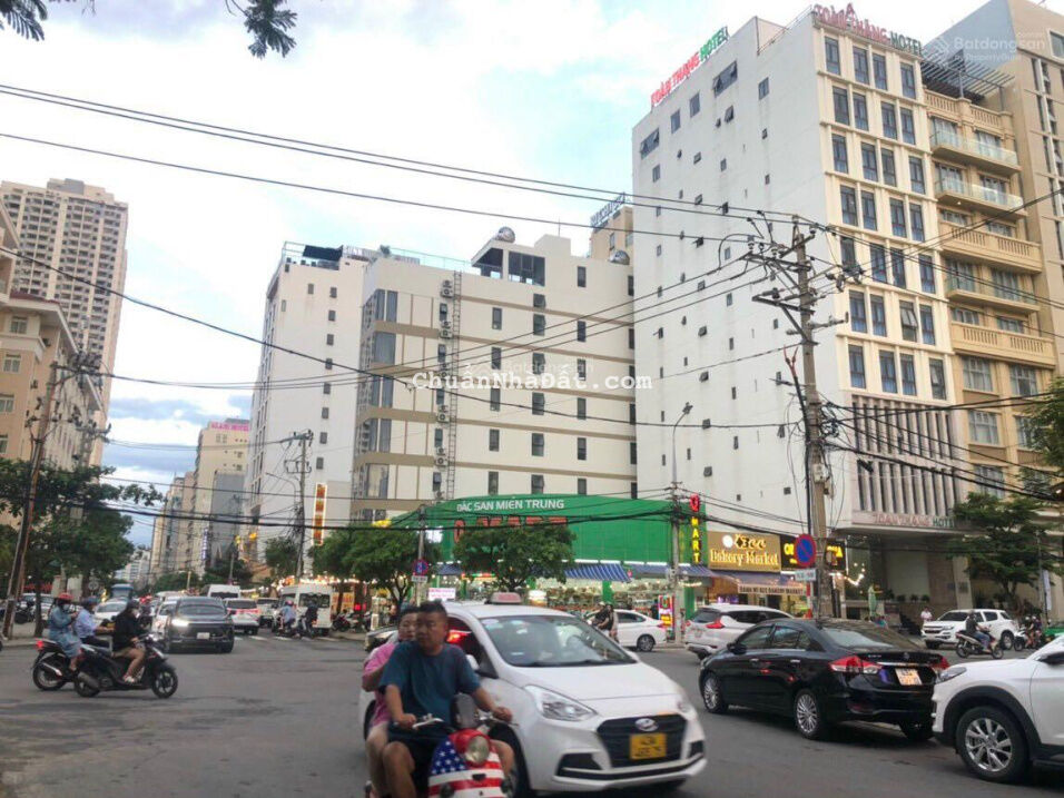 Bán nhà 2 mặt tiền sát biển Mỹ Khê, khu phố Nguyễn Văn Thoại, Đà Nẵng. 345m2