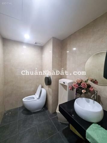 TÒA NHÀ NẰM TẠI NGÃ BA TAM GIÁC VÀNG CỦA BA QUẬN THANH XUÂN - HOÀNG MAI - HAI BÀ TRƯNG 158M2 30 Tỷ