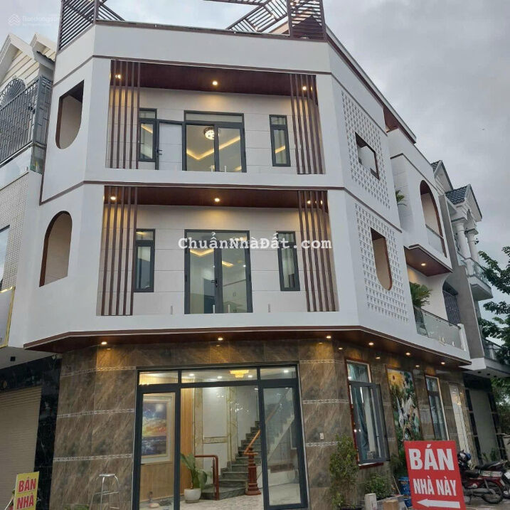 Bán rẻ căn góc 2 mặt tiền 3 tấm An Phú Thuận An Bình Dương