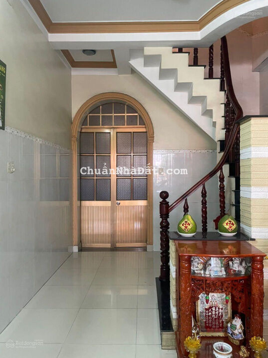 Bán nhà mặt tiền Cách Mạng Tháng 8