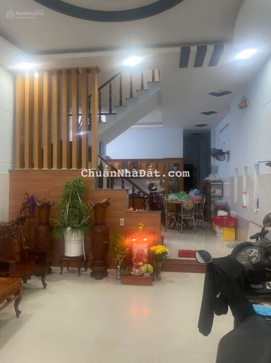 Nhà 1T 1L 105m2 (5x21m) mặt tiền đường 12, Trường Thọ 13 tỷ Nhà 1T 1L 105m2 (5x21m) mặt tiền đường 12, Trường Thọ 13 tỷ