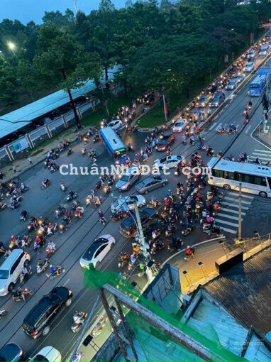Bán tòa nhà mặt tiền đường Võ Vân Ngân, Phường Bình Thọ, TP Thủ Đức