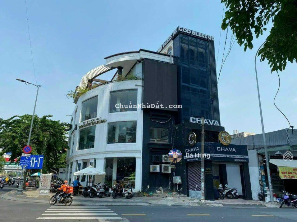 Siêu vị trí ngay sân bay! Góc 2 mặt tiền Trường Sơn - Tân Bình! (7,5 x 25m) - 3 tầng. Giá: 32 tỷ