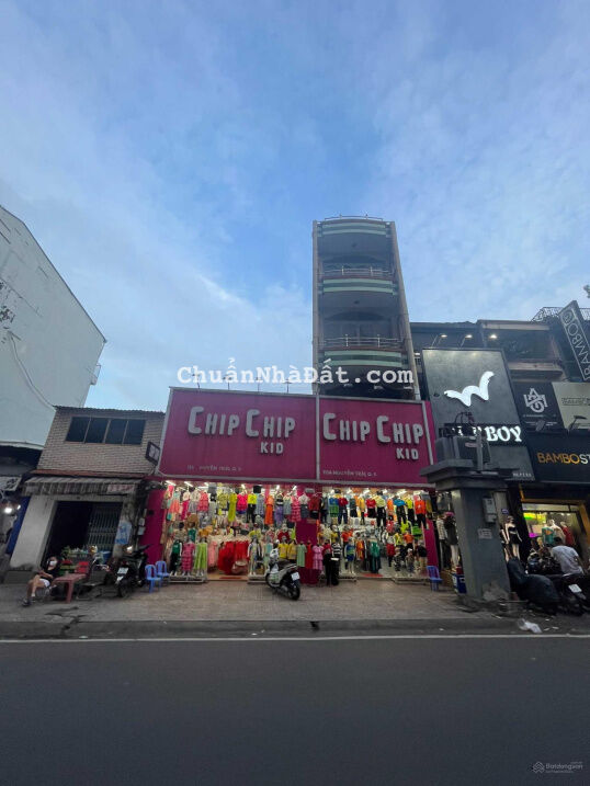 Bán nhà MT Hoàng Hoa Thám, P. 12, Tân Bình: 8x25m - trệt 2 lầu - gía 49.5tỷ