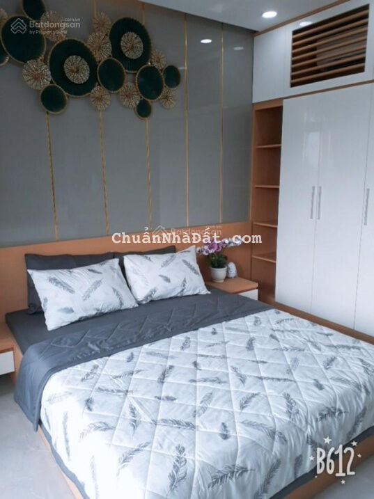Hot hot chính chủ ngộp bạn cần bán mặt tiền Nhất Chi Mai, P13, Tân Bình, nhà 3 tầng, giá 13 tỷ TL
