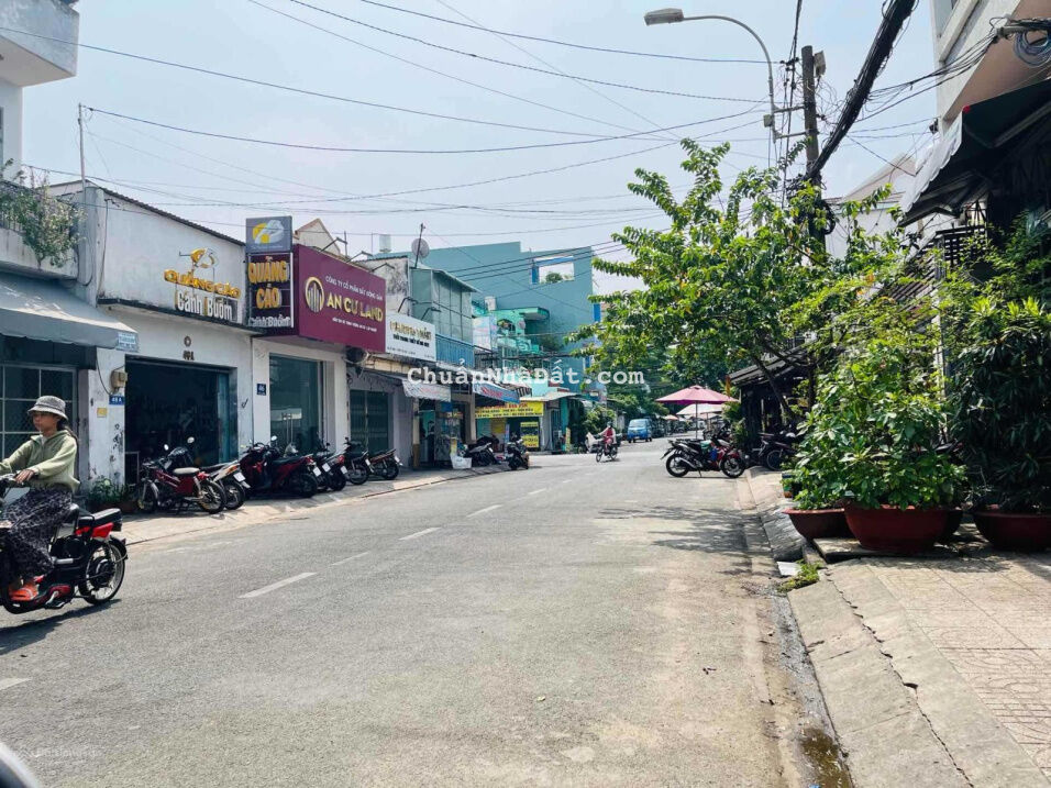 MT Khu họ Lê (7x18m), 1 lầu, giá 12.7 tỷ (Chủ cần bán). (Chỉ 100tr/m2) MT Khu họ Lê (7x18m), 1 lầu, giá 12.7 tỷ (Chủ cần bán). (Chỉ 100tr/m2)