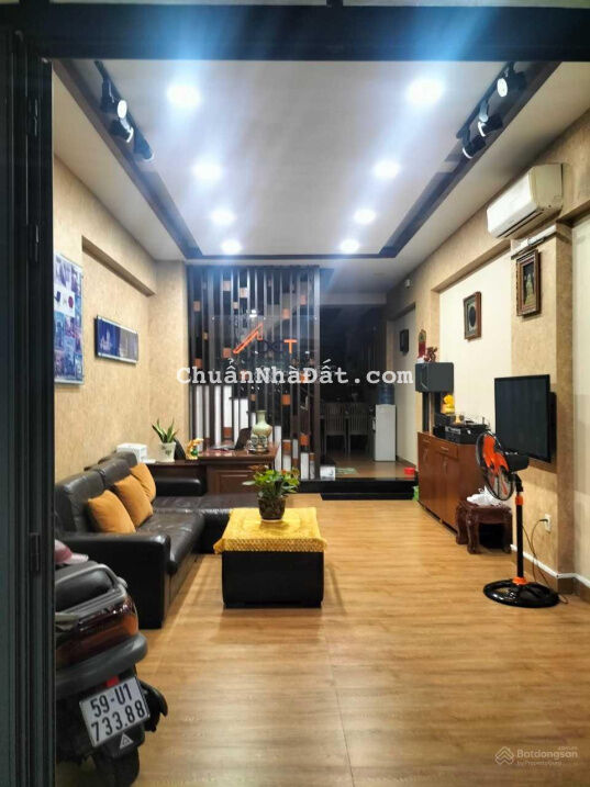 MT kinh doanh Diệp Minh Châu - Phường Tân Sơn Nhì: (4x16.2m), 3 lầu ST, giá 13.5 tỷ - Nhà đẹp- NT