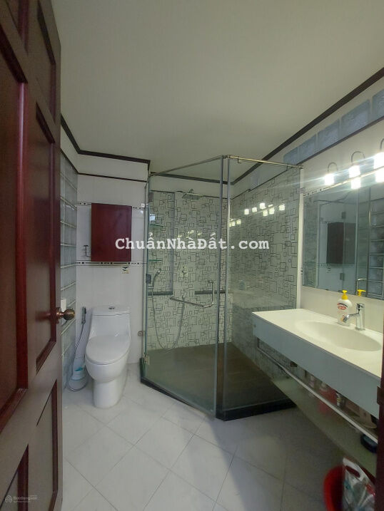 Nhà Đẹp khu Họ Lê: (4x19m), lửng, 2 lầu ST, chỉ hơn 10 tỷ