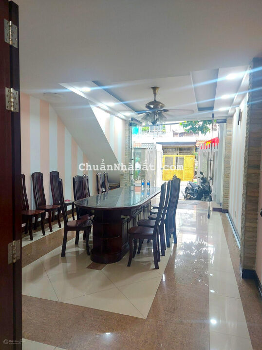 Nhà Đẹp khu Họ Lê: (4x19m), lửng, 2 lầu ST, chỉ hơn 10 tỷ