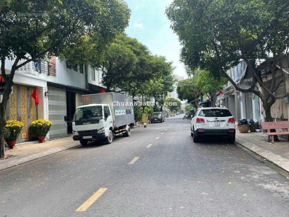 Bán nhà MT Lê Cao Lãng gần Lê Khôi, P Phú Thạnh, dt 4mx19m, c4, giá 7,9 tỷ