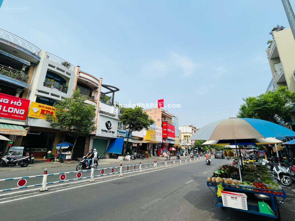 Bán nhà mặt tiền kinh doanh đường Nguyễn Sơn , 4m x 20m , giá 15 tỷ , P.Phú Thạnh , Q.Tân Phú .
