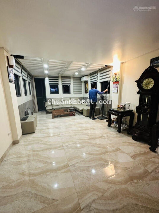 Bán nhà mặt phố Thụy Khuê, liền kề Golden Westlake. 2 mặt tiền, kinh doanh, 8 tầng TM, 45m2, 17 tỷ