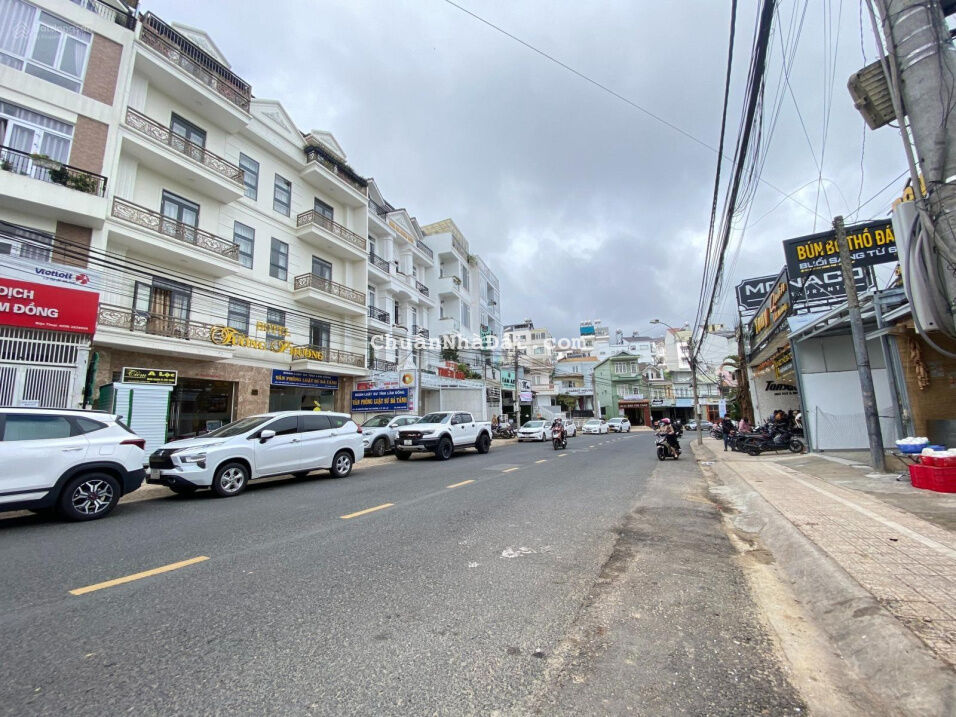 Bán nhà 3 tầng hai mặt thoáng - 144m2 chỉ 15 tỷ - mặt tiền đường chính Nguyễn Công Trứ