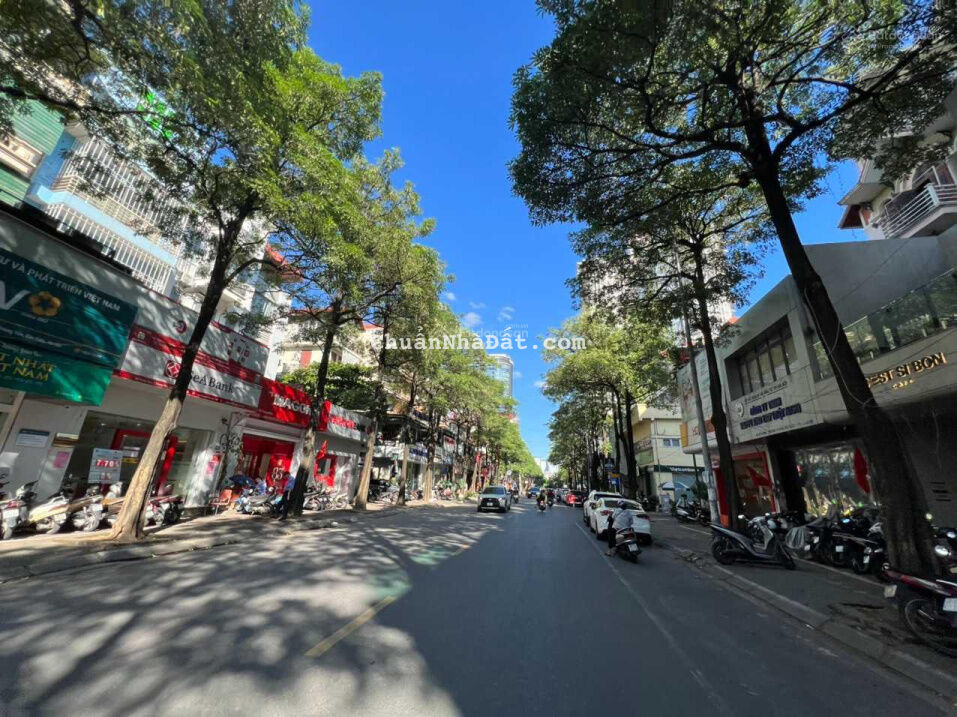 Hạ sốc 5 tỷ. Bán toà văn phòng mặt phố Thái Hà - Trung Liệt, 110m2 x 7T. MT 7m. 38 tỷ, có hoàn công