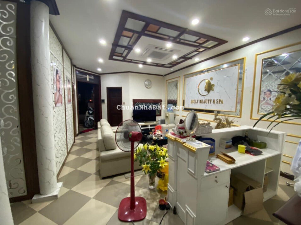 Mặt phố Mai Anh Tuấn 216m2 x 3 tầng. Mặt tiền 10m. Giá 73 tỷ - Đống Đa