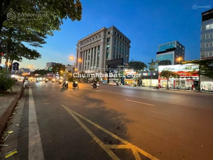 Bán nhà mặt phố Xã Đàn, lô góc 2 mặt tiền - 04 thoáng, 448m2