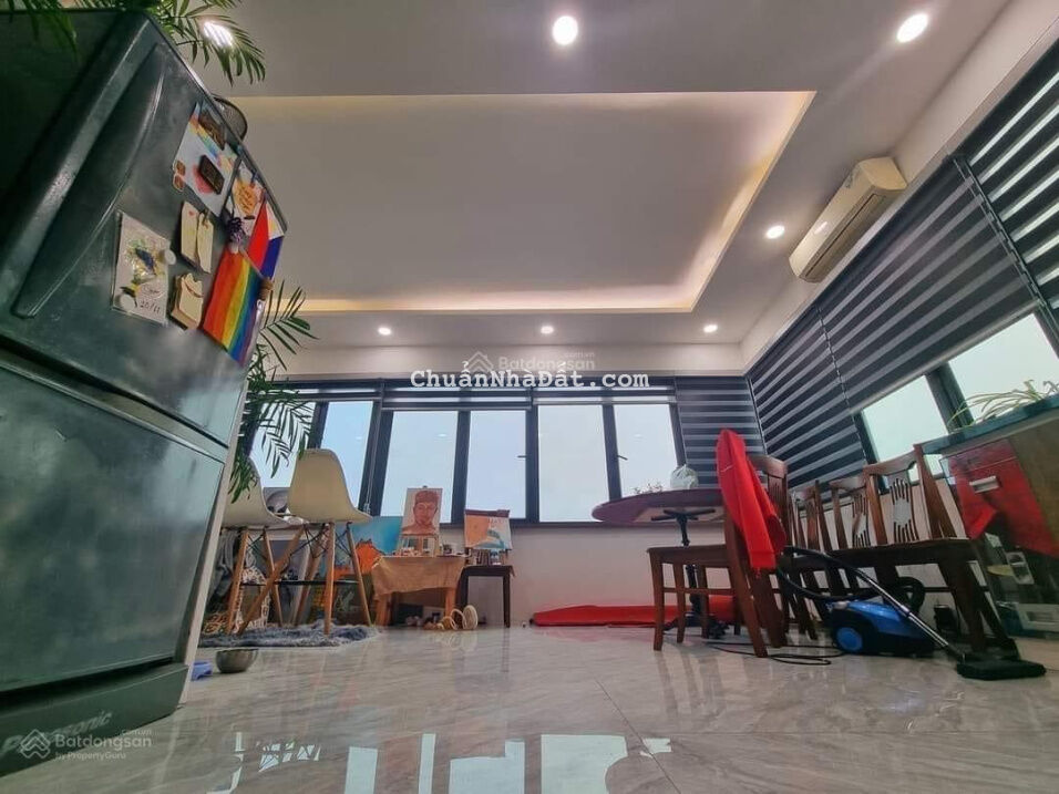 Bán nhà mặt hồ Hoàng Cầu-Mặt phố Mai Anh Tuấn -7 tầng thang máy doanh thu 40tr/th-DT:55m-MT:4m-9.9t