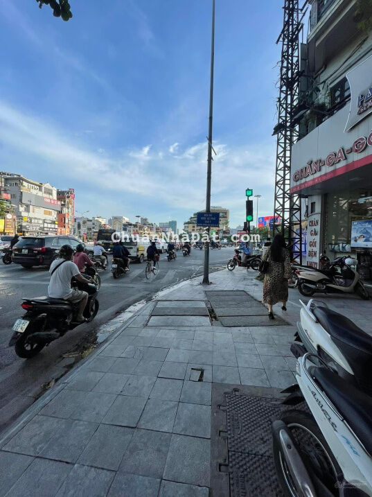 SIÊU HIẾM ! BÁN NHÀ MẶT PHỐ LÕI ĐỐNG ĐA - GIÁ CHỈ 249tr/m - SỔ NỞ HẬU-LH 0968661393 SIÊU HIẾM ! BÁN NHÀ MẶT PHỐ LÕI ĐỐNG ĐA - GIÁ CHỈ 249tr/m - SỔ NỞ HẬU-LH 0968661393