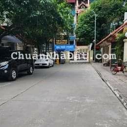 Cần bán gấp nhà phố Kim Mã Phạm Huy Thông 128m2 9 tầng MT 8m oto 10m dòng tiền 195tr LH 0972472697