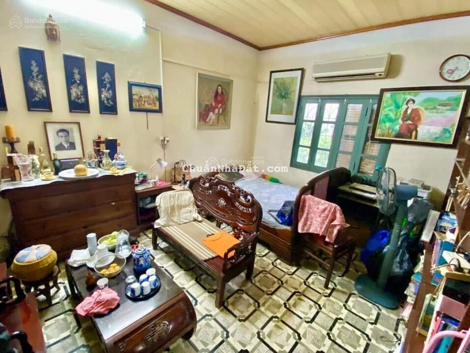 Bán nhà mặt ngõ 279 Đội Cấn, Quận Ba Đình 160m2, 5 tầng, mặt tiền 10m, giá 31,5 tỷ. LH. 0369632310