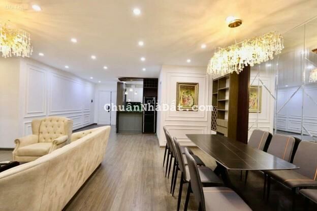 Siêu VÍP Ba Đình biệt thự 220m² sổ đỏ đẹp kinh doanh, gara 3 ô tô trong nhà 4 tầng giá 28.5 tỷ