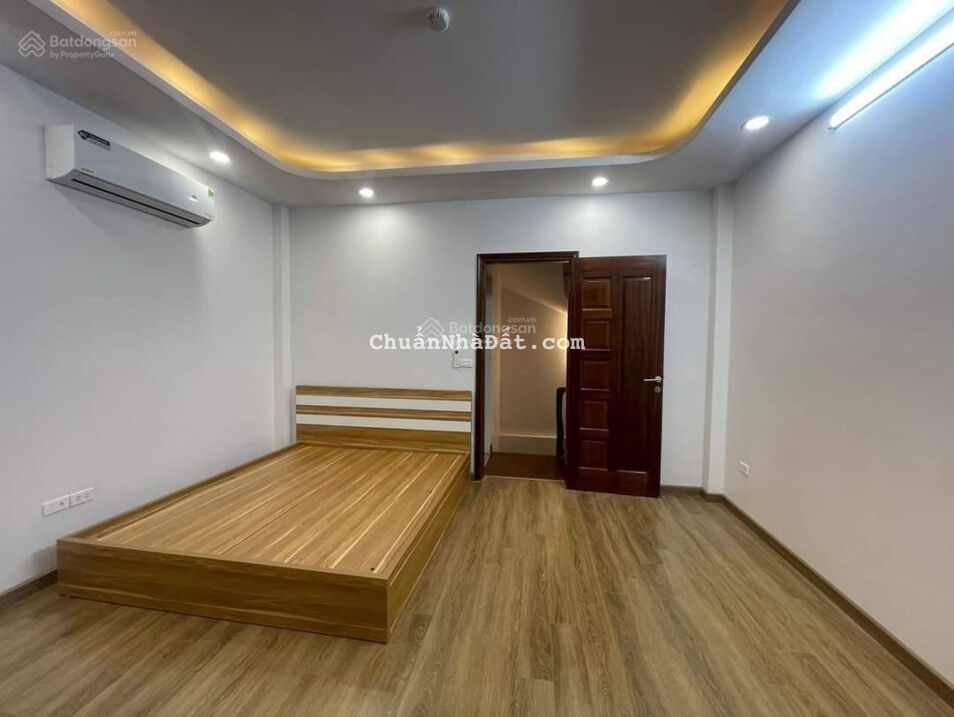 Bán nhà chính chủ 5 tầng ngõ 294/31 Kim Mã DT 35m2 giá bán 4.2 tỷ miễn quảng cáo, trung gian