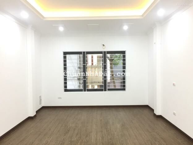 Bán nhà ngõ 515 Hoàng Hoa Thám, Vĩnh Phúc, Ba Đình 35m2 xây 5 tầng mới, giá 4.7 tỷ