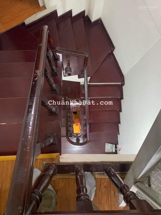 Bán gấp nhà phố Núi Trúc Giảng Võ Ba Đình 40m2 4 tầng hơn 8 tỷ oto kinh doanh Bán gấp nhà phố Núi Trúc Giảng Võ Ba Đình 40m2 4 tầng hơn 8 tỷ oto kinh doanh