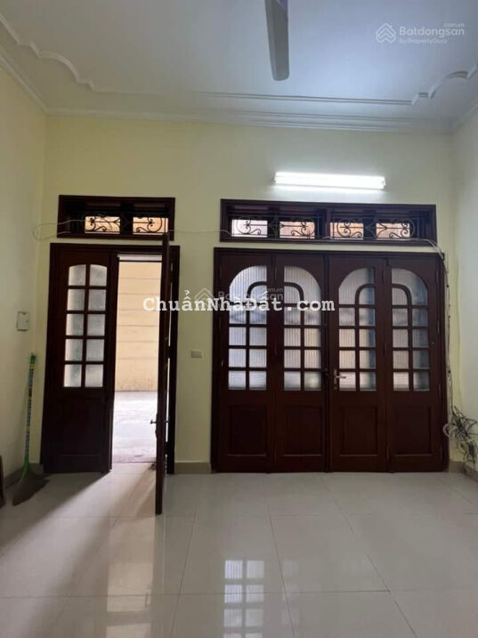 Chính chủ bán nhà phân lô khu Đội Nhân - DT 45m2, MT 5m x 5 tầng. Giá: 7,2 tỷ. LH: 0937866060