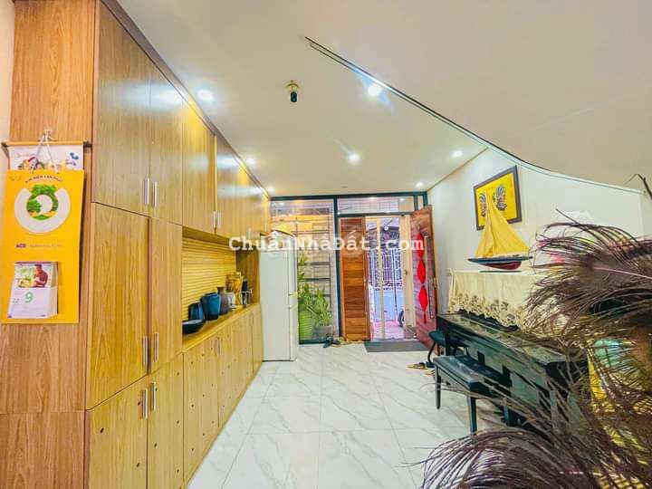 NHỈNH 6 TỶ, NHÀ 5 TẦNG NGÕ 194 ĐỘI CẤN,BA ĐÌNH,NHÀ ĐẸP,NGÕ THÔNG